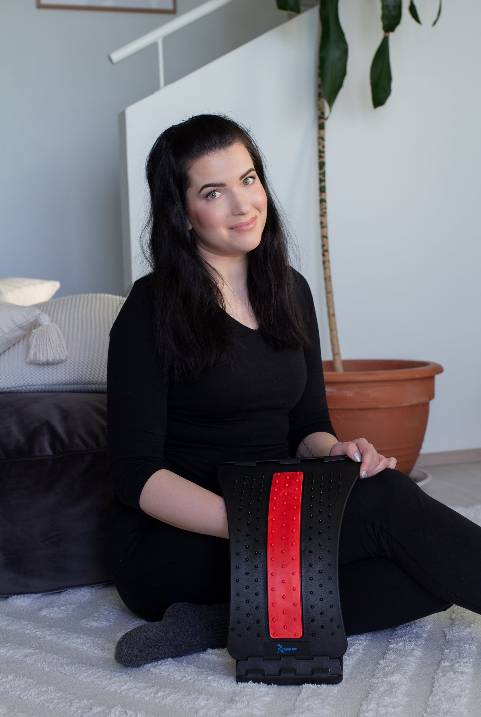 Niskakaari ja selkäkaari auttavat niska- ja selkäkipuun luonnollisilla venytyksillä